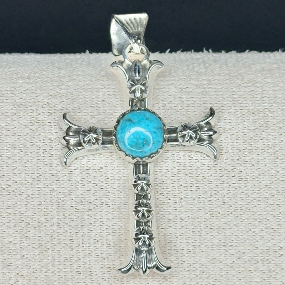 Sterling Silver Kingman Turquoise Cross Pendant ✞💙